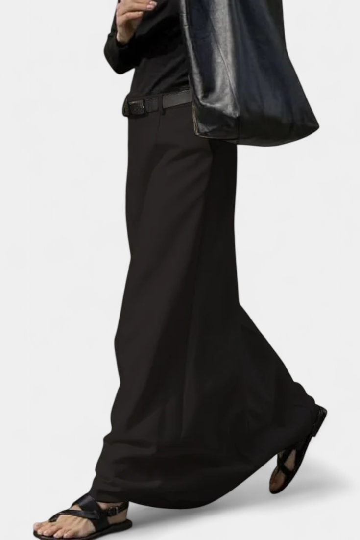 Ada Falda H-Line Lisa con Estilo Urbano Moderno