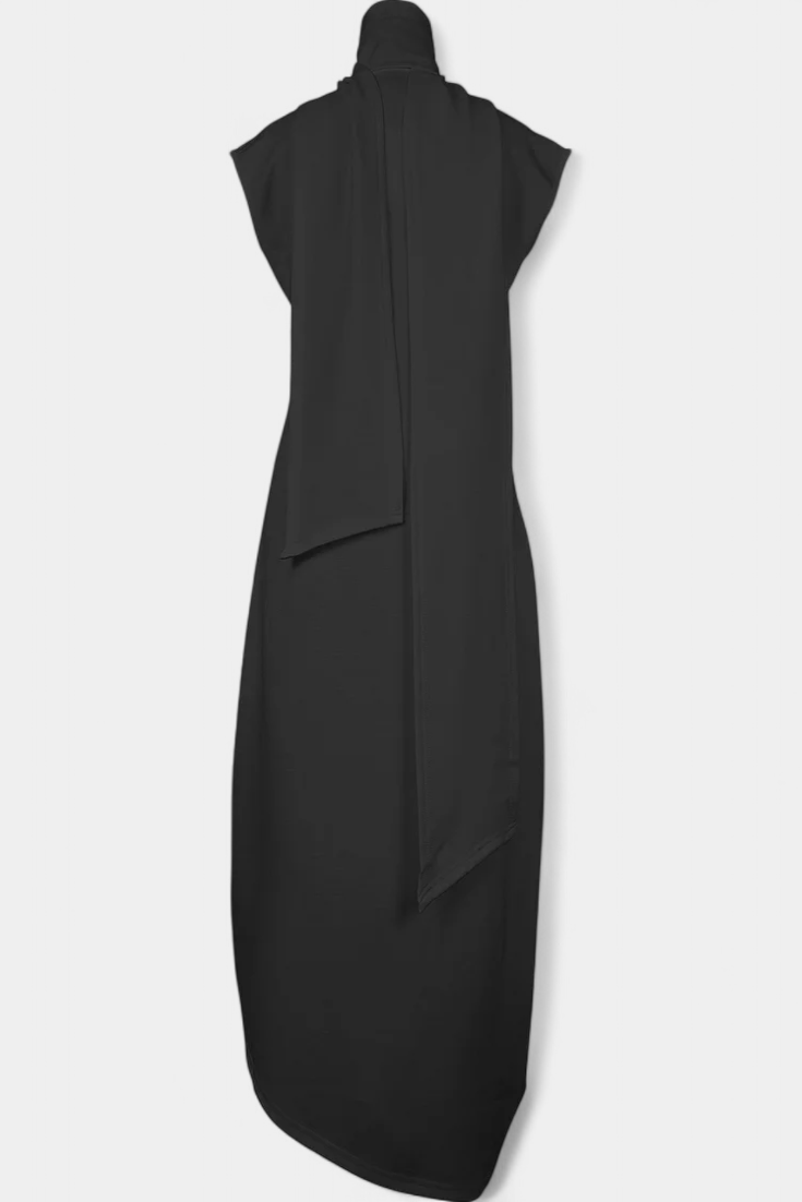 Aphrodite Vestido Asimétrico con Botones Dorados Decorativos