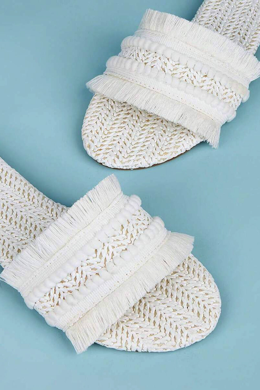 Zapatillas con Flecos