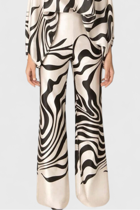 Sybella Conjunto de Dos Piezas con Hombros Descubiertos y Pantalones Amplios Estampados