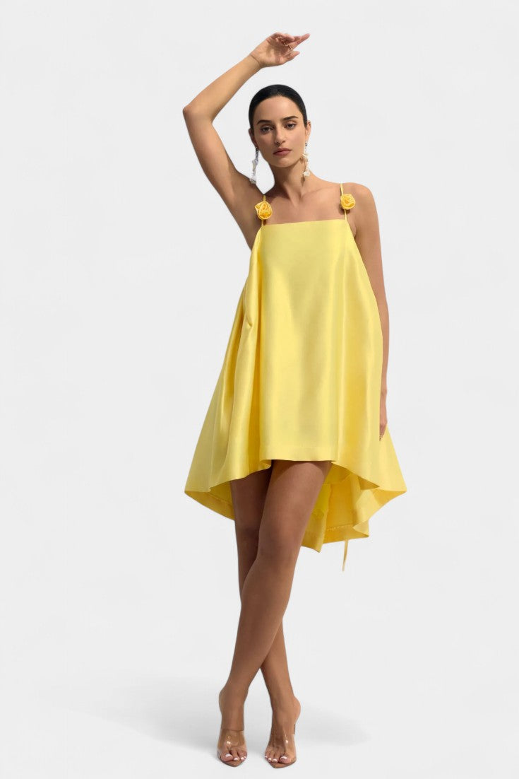 Hedda Vestido Mini Detalle Rosa con Tirantes Espagueti