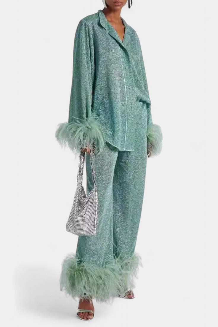 Polina Conjunto de Dos Piezas con Collar de Plumas