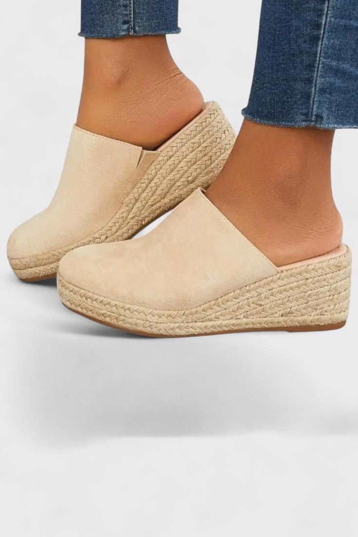 Lania Sandalia de Elegancia y Confort