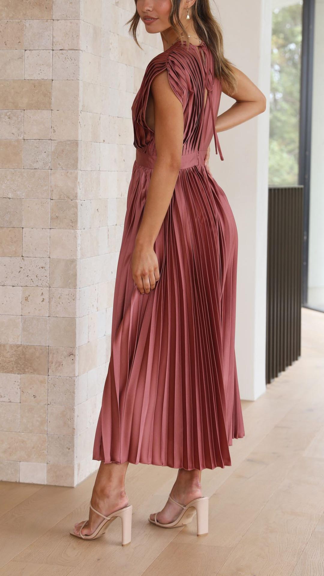 Violeta | Elegante vestido plisado