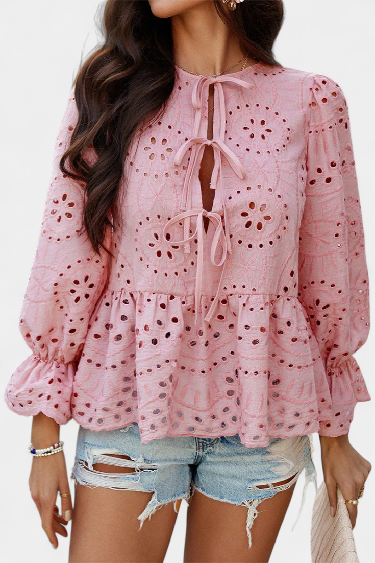 Kayden Top Bohemio de Encaje con Corte Fluido