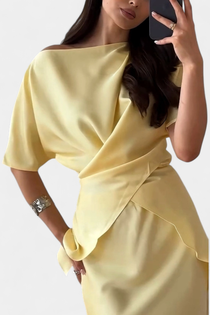 Veleda Conjunto de Top con Tiras Cruzadas y Falda Fluida