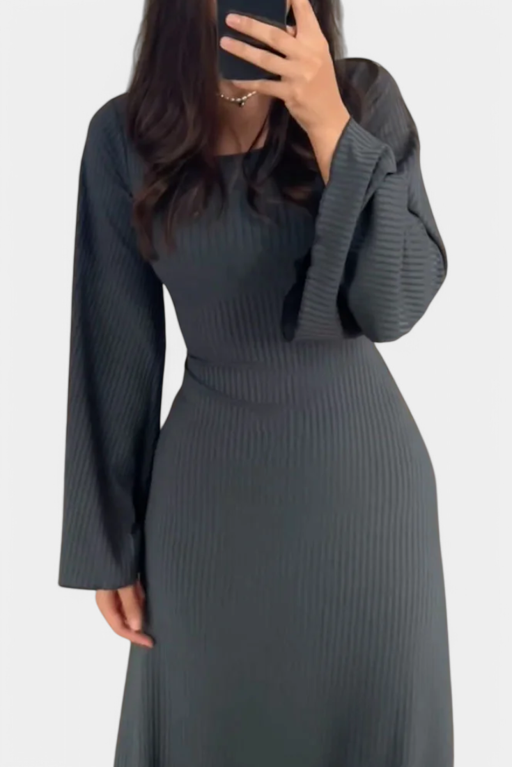 Livia Vestido de Punto con Cintura