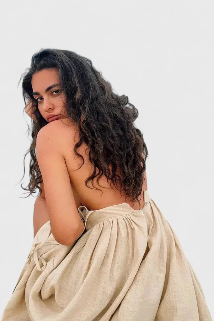 Justine Vestido Fluido de Verano con Toques Femeninos