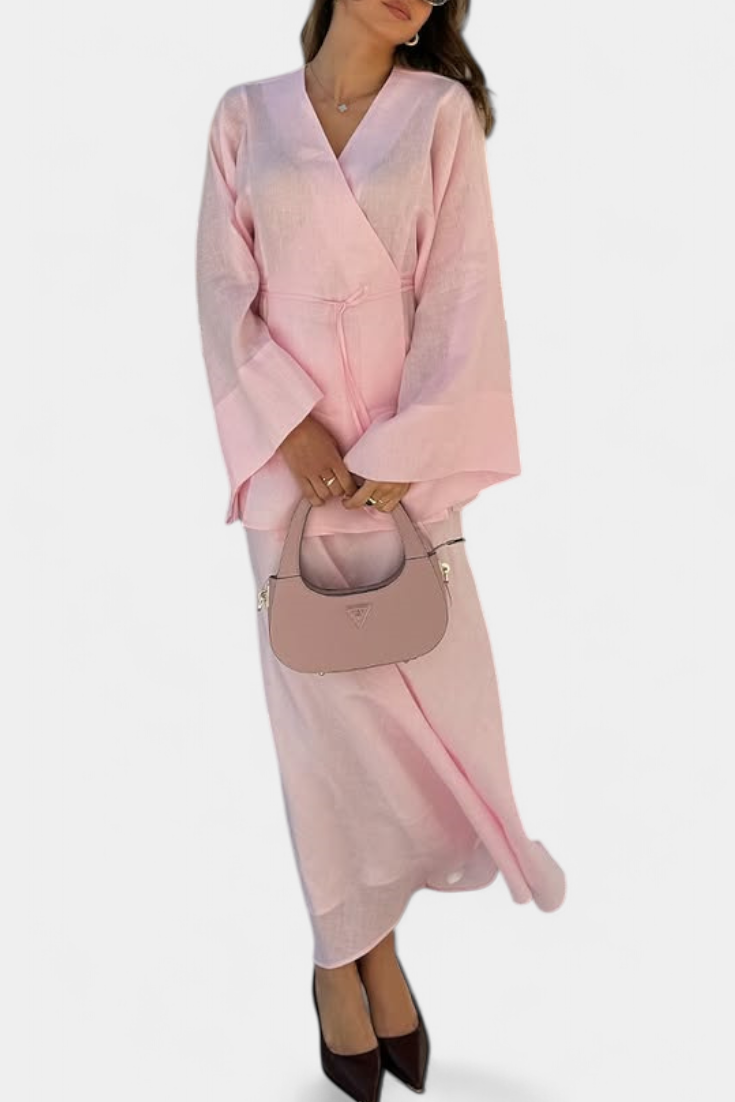 Zelda Conjunto de Camisa Escote en V y Falda con Abertura