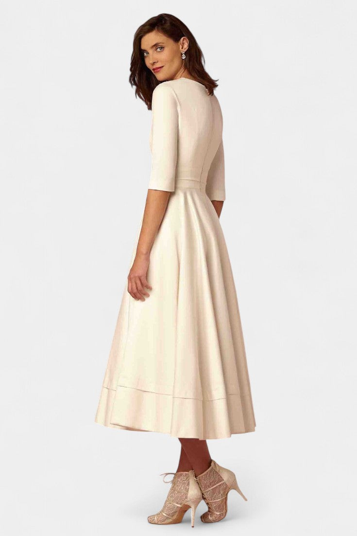 Nylah Vestido Midi A-Line