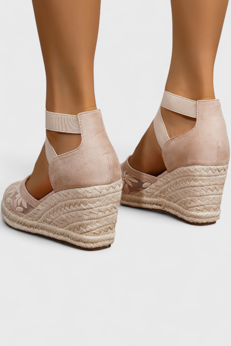 Phylis Sandalias Ortopédicas con Malla Floral y Plataforma de Talón