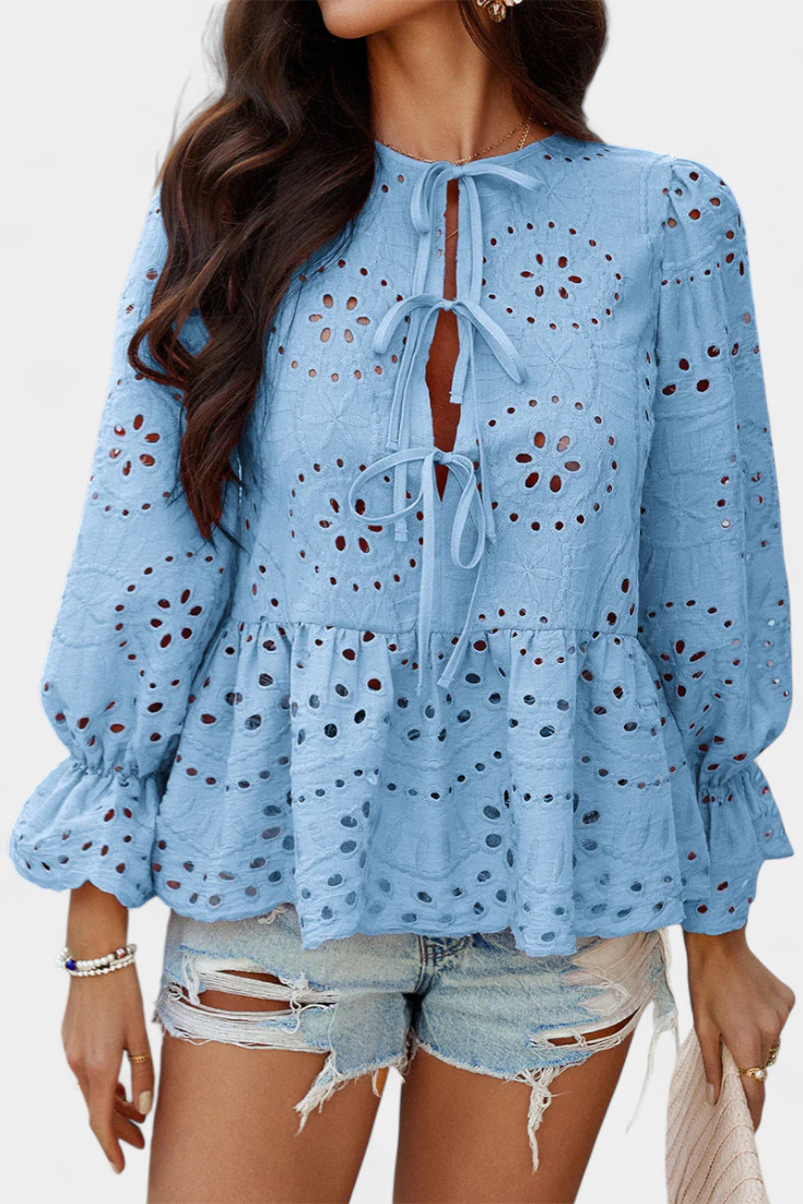 Kayden Top Bohemio de Encaje con Corte Fluido