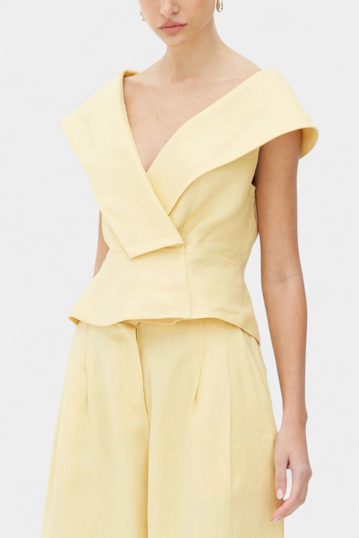 Hayden Conjunto Top Asimétrico y Pantalón Palazzo