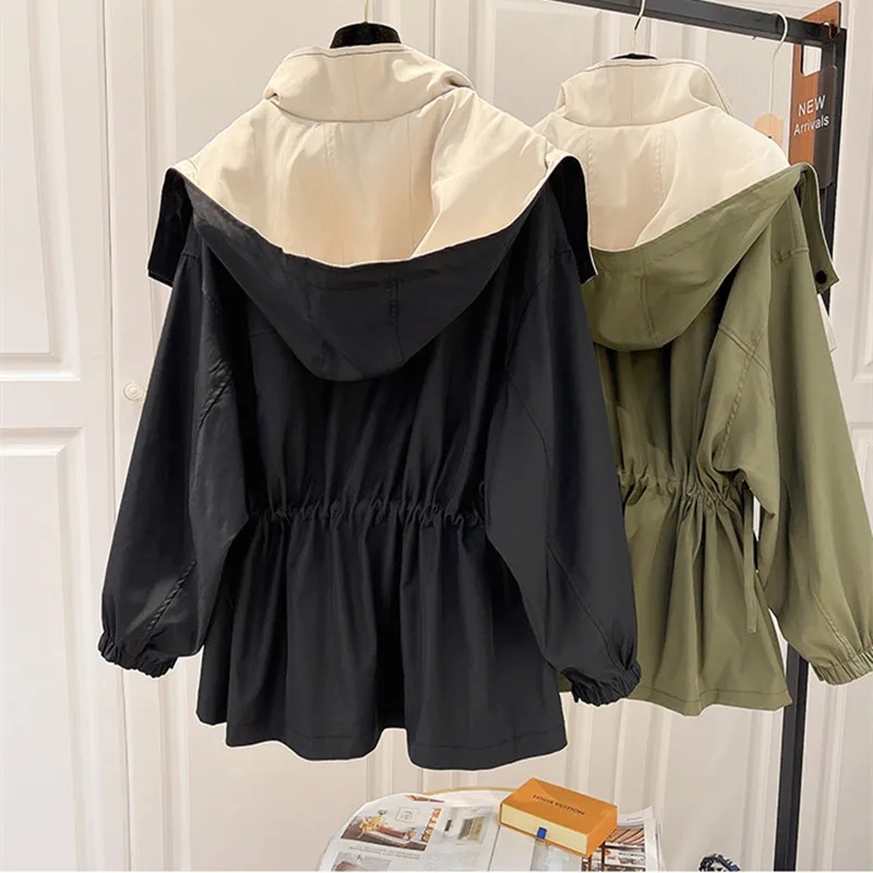 Ella Chaqueta Elegante con Protección Contra el Viento y la Lluvia